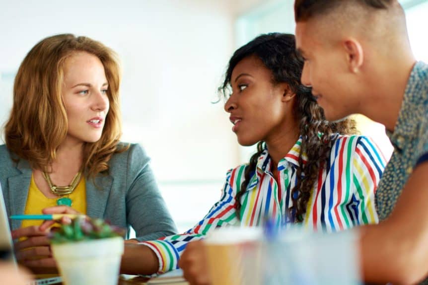 Top Tips to Improve Internal Communication and Sales Engagement